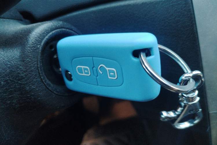 Used Peugeot 307 2007 Revised Version 1.6L Manual Comfort Edition Vehicle Key
