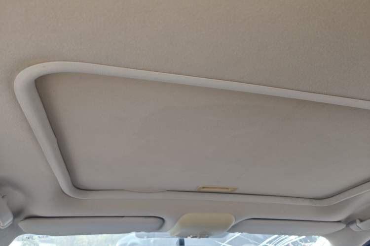Used Peugeot 307 2008 Hatchback 1.6L Manual Deluxe Edition Headliner
