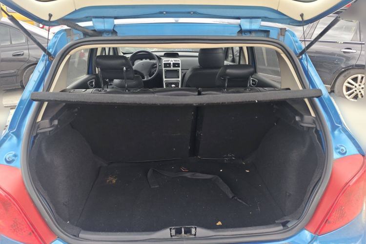 Used Peugeot 307 2008 Hatchback 1.6L Manual Deluxe Edition Trunk