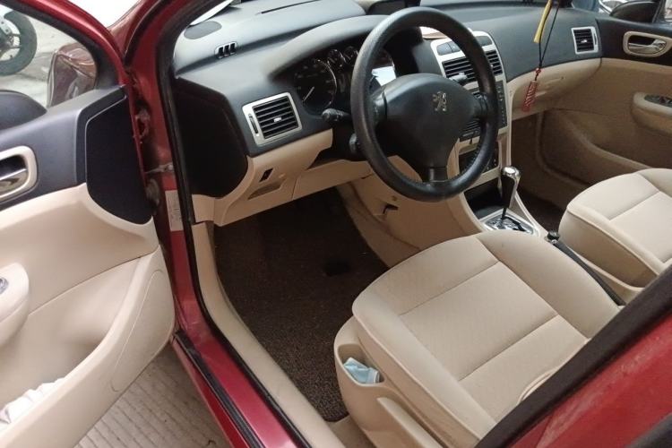 Used Peugeot 307 2008 Hatchback 2.0L Automatic Elegant Edition Driver Seat