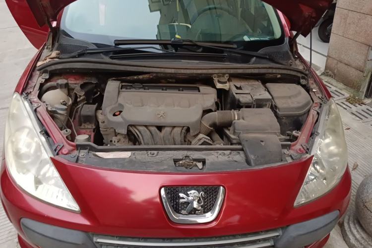 Used Peugeot 307 2008 Hatchback 2.0L Automatic Elegant Edition Engine Bay
