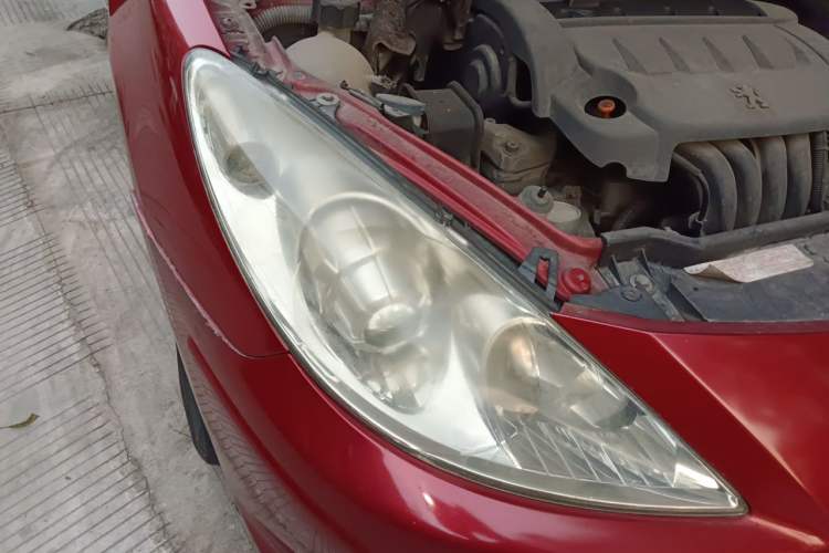 Used Peugeot 307 2008 Hatchback 2.0L Automatic Elegant Edition Engine Bay Right