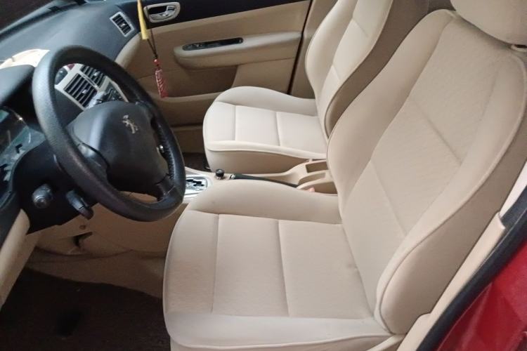 Used Peugeot 307 2008 Hatchback 2.0L Automatic Elegant Edition Left Front Seat