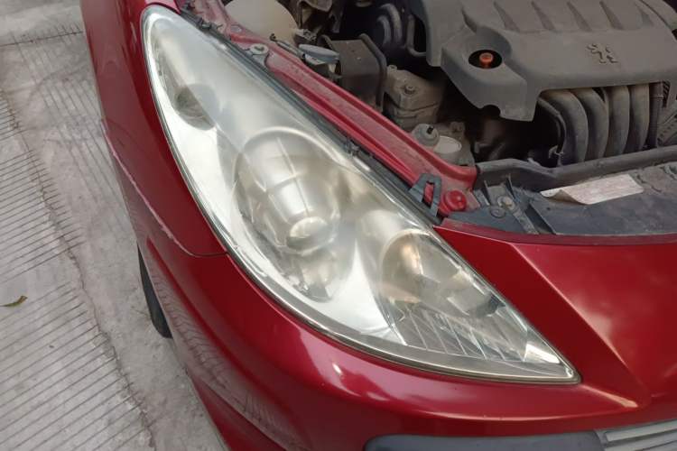 Used Peugeot 307 2008 Hatchback 2.0L Automatic Elegant Edition Right Front Headlight