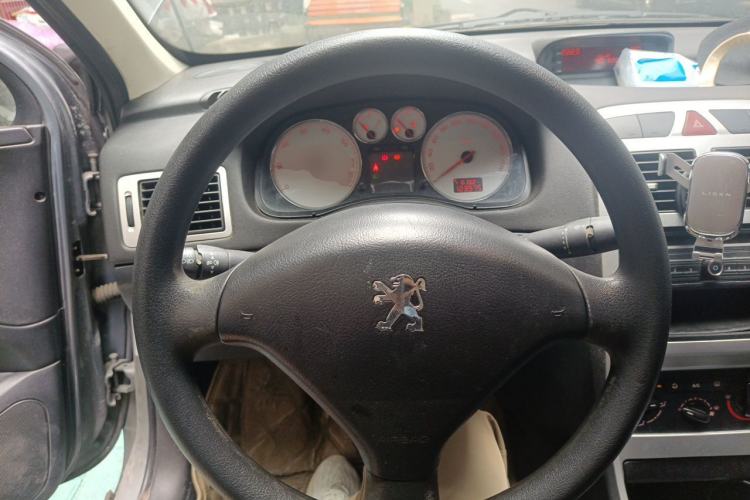 Used Peugeot 307 2009 Sedan 1.6L Manual Allure Edition Steering Wheel