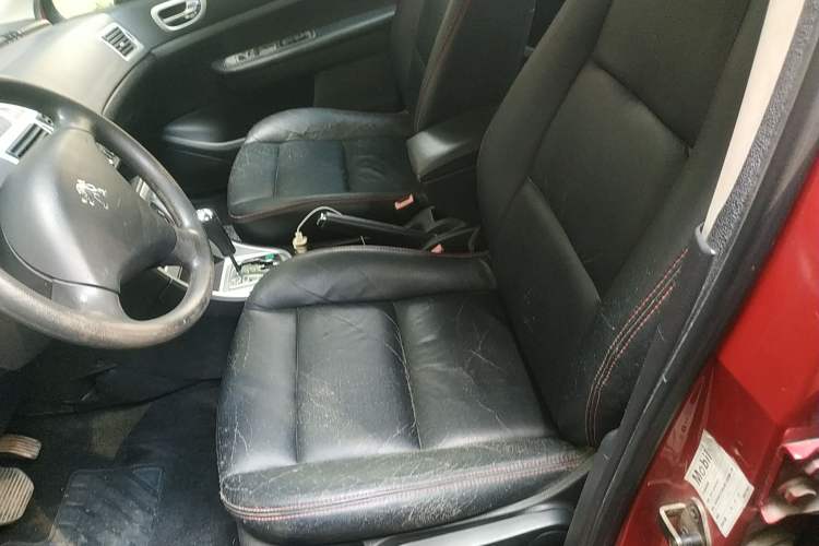 Used Peugeot 307 2009 Hatchback 1.6L Automatic Elite Edition Driver Seat