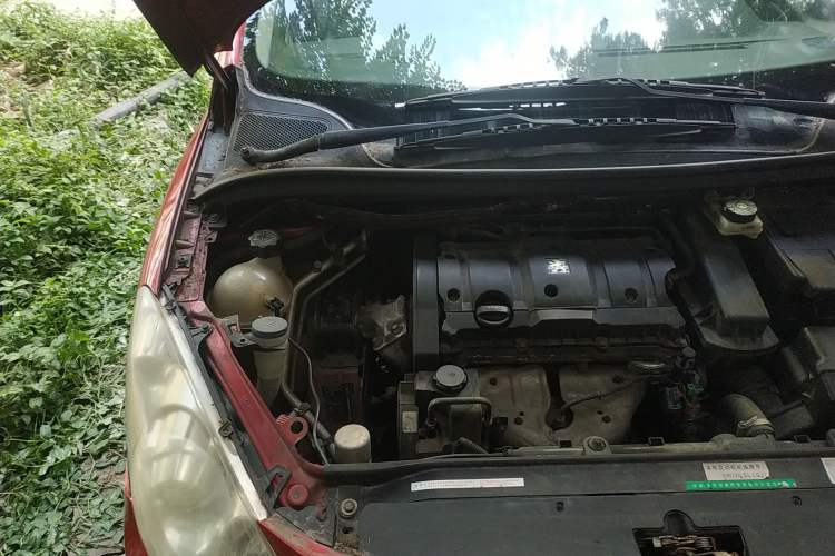 Used Peugeot 307 2009 Hatchback 1.6L Automatic Elite Edition Engine Bay Right