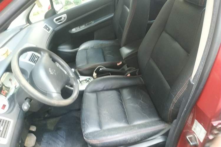 Used Peugeot 307 2009 Hatchback 1.6L Automatic Elite Edition Left Front Seat