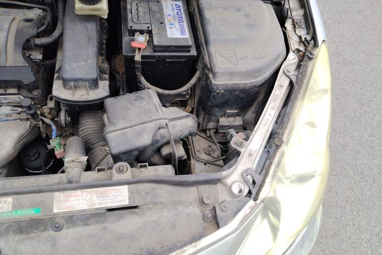 Used Peugeot 307 2009 Hatchback 1.6L Automatic Elite Edition Engine Bay Left