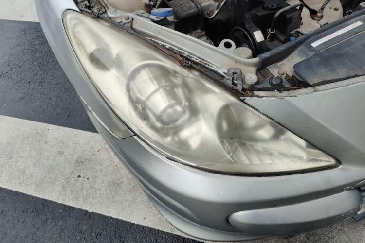 Used Peugeot 307 2009 Sedan 1.6L Manual Allure Edition Right Front Headlight