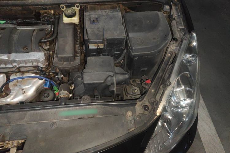 Used Peugeot 307 2010 Sedan 1.6L Automatic Comfort Edition Engine Bay Left