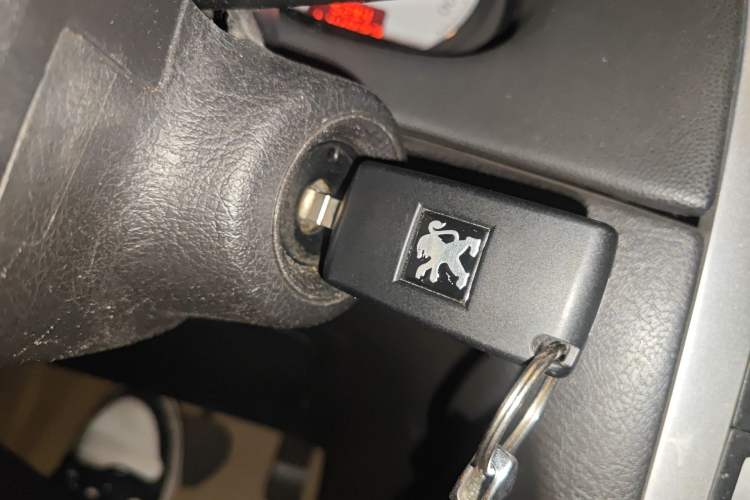 Used Peugeot 307 2010 Sedan 1.6L Automatic Comfort Edition Vehicle Key