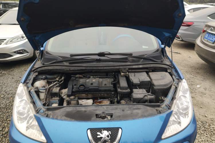 Used Peugeot 307 2010 Hatchback 1.6L Automatic Comfort Edition Engine Bay