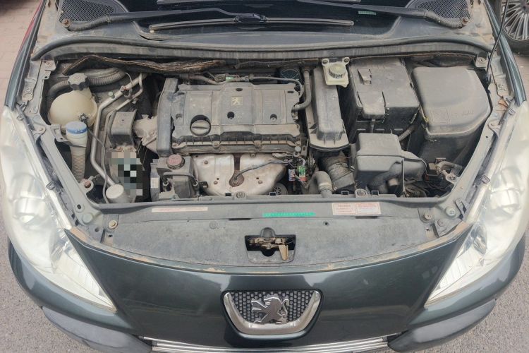Used Peugeot 307 2010 Sedan 1.6L Automatic Comfort Edition Engine Bay