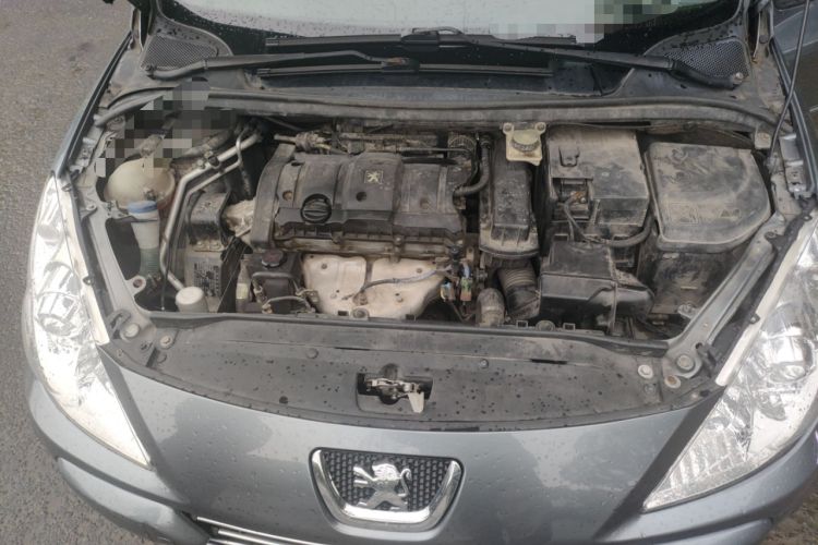 Used Peugeot 307 2010 Sedan 1.6L Manual Comfort Edition Engine Bay