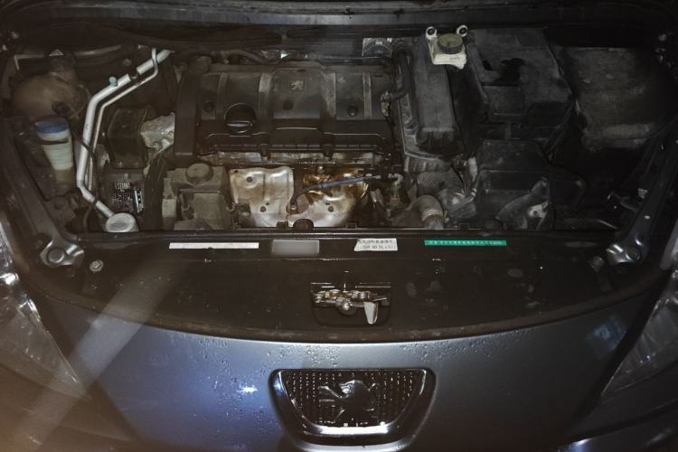 Used Peugeot 307 2010 Sedan 1.6L Manual Comfort Edition Engine Bay