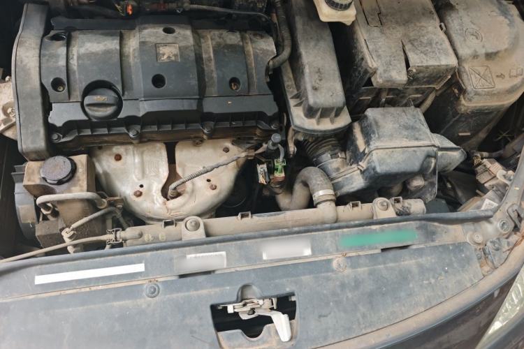 Used Peugeot 307 2010 Sedan 1.6L Automatic Comfort Edition Engine Bay