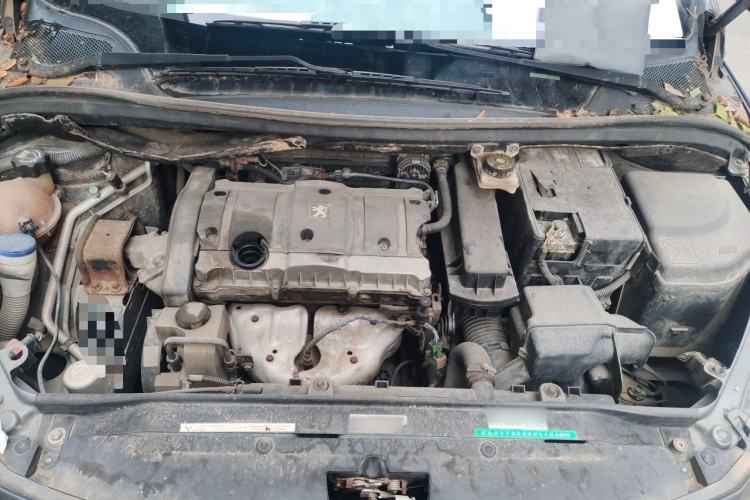 Used Peugeot 307 2010 Hatchback 1.6L Automatic Comfort Edition Engine Bay