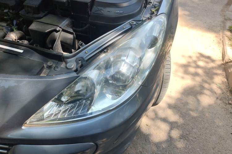 Used Peugeot 307 2010 Hatchback 1.6L Manual Comfort Edition Engine Bay Left