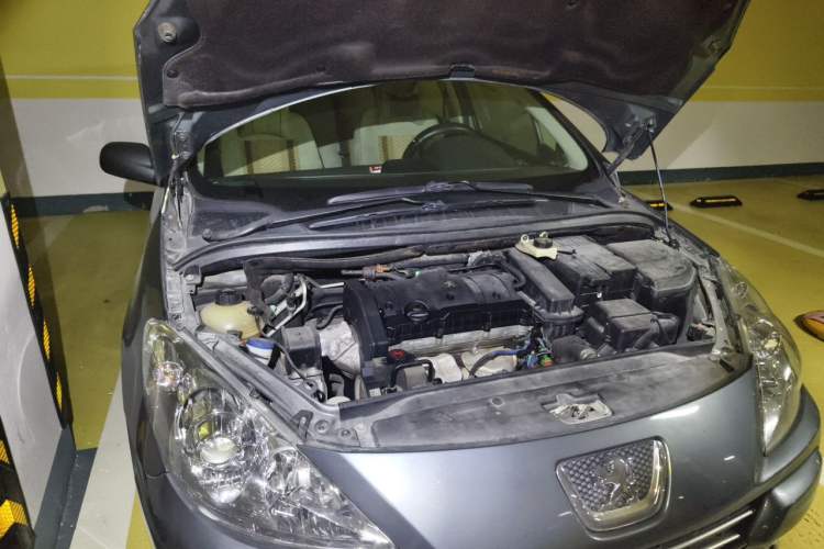 Used Peugeot 307 2010 Hatchback 1.6L Automatic Comfort Edition Engine Bay Right