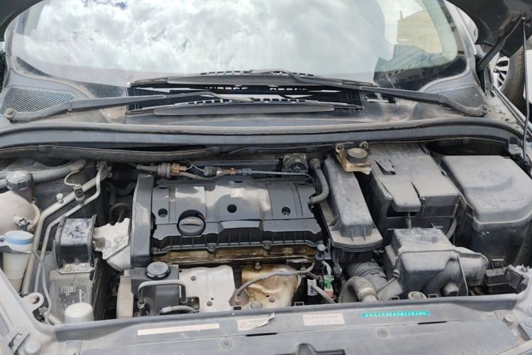 Used Peugeot 307 2010 Hatchback 1.6L Automatic Comfort Edition Engine Bay