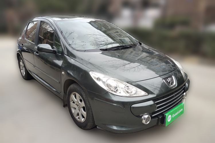 Used Peugeot 307 2010 Hatchback 1.6L Automatic Comfort Edition Front Right 45 Deg
