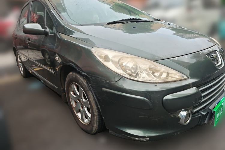 Used Peugeot 307 2010 Hatchback 1.6L Automatic Comfort Edition Front Right 45 Deg