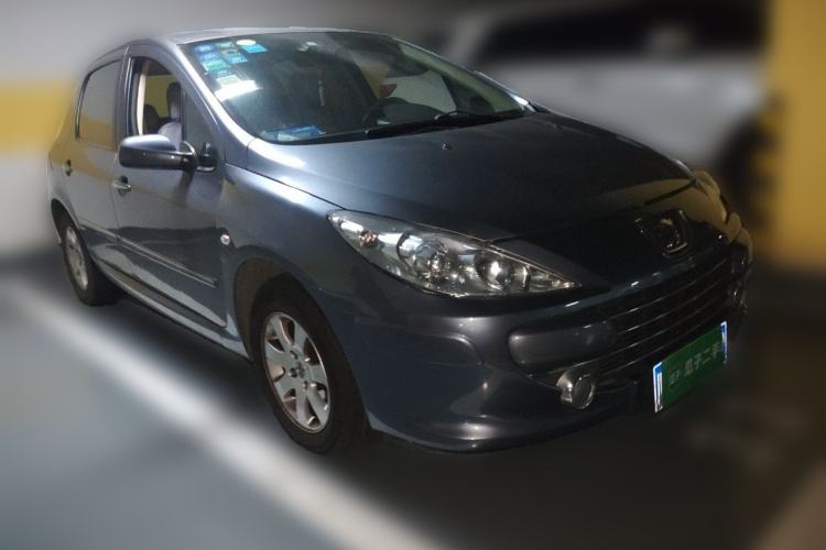 Used Peugeot 307 2010 Hatchback 1.6L Manual Comfort Edition Front Right 45 Deg