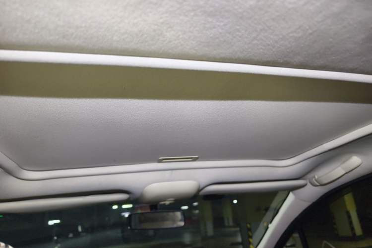 Used Peugeot 307 2010 Hatchback 1.6L Automatic Comfort Edition Headliner
