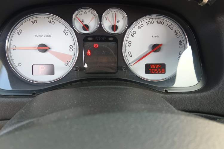 Used Peugeot 307 2010 Hatchback 1.6L Automatic Comfort Edition Odometer Close Up