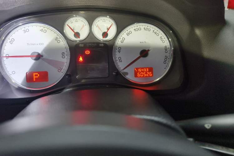 Used Peugeot 307 2010 Hatchback 1.6L Automatic Comfort Edition Odometer Close Up