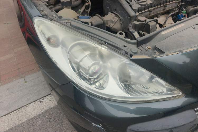 Used Peugeot 307 2010 Sedan 1.6L Automatic Comfort Edition Right Front Headlight