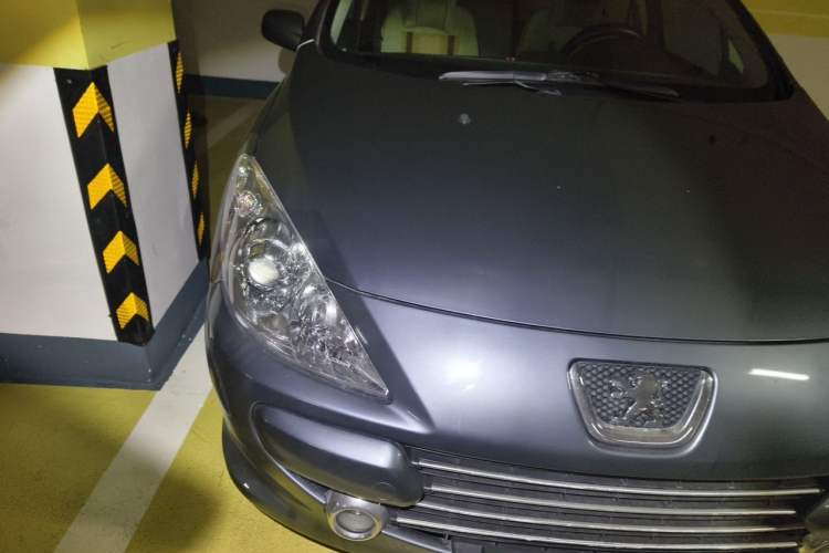 Used Peugeot 307 2010 Hatchback 1.6L Automatic Comfort Edition Right Front Headlight