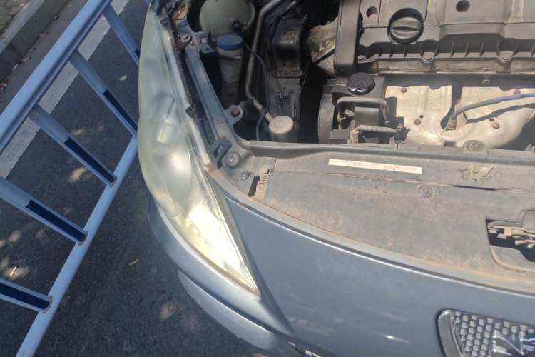 Used Peugeot 307 2010 Sedan 1.6L Manual Comfort Edition Right Front Headlight