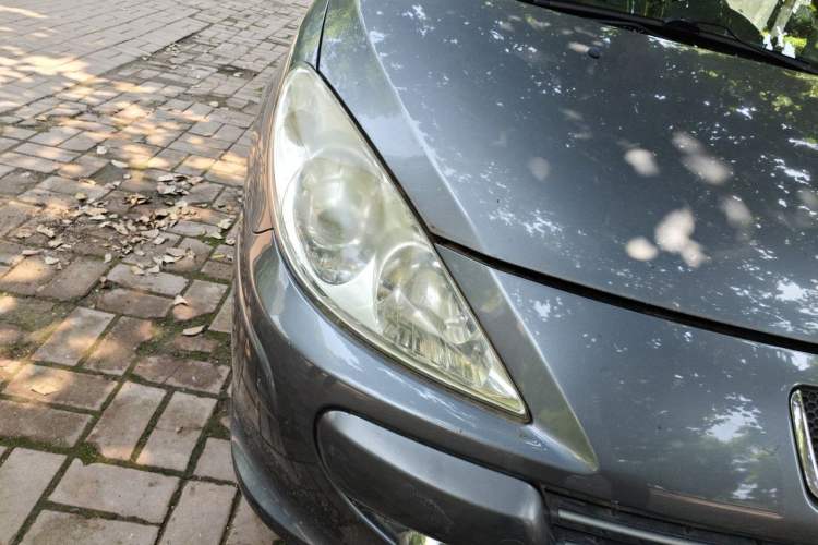 Used Peugeot 307 2010 Sedan 1.6L Manual Comfort Edition Right Front Headlight