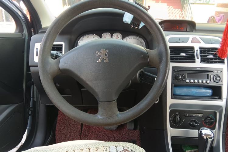 Used Peugeot 307 2010 Hatchback 1.6L Automatic Comfort Edition Steering Wheel