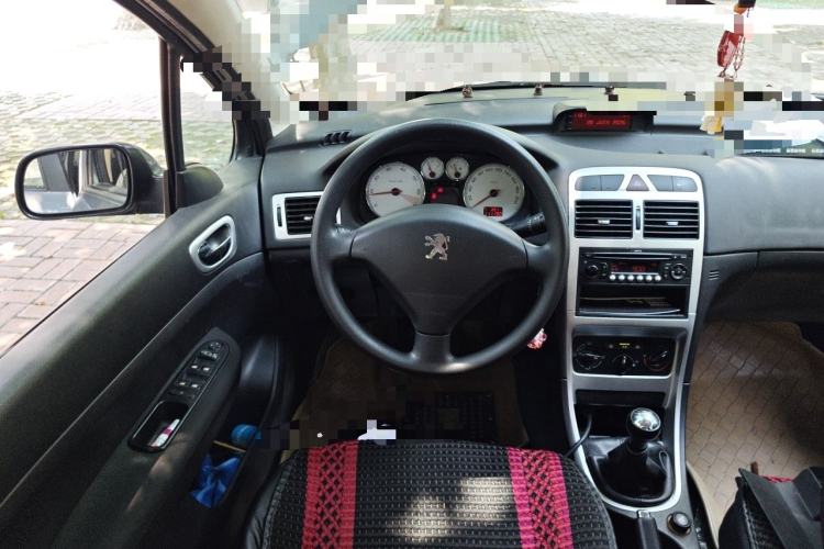 Used Peugeot 307 2010 Sedan 1.6L Manual Comfort Edition Steering Wheel