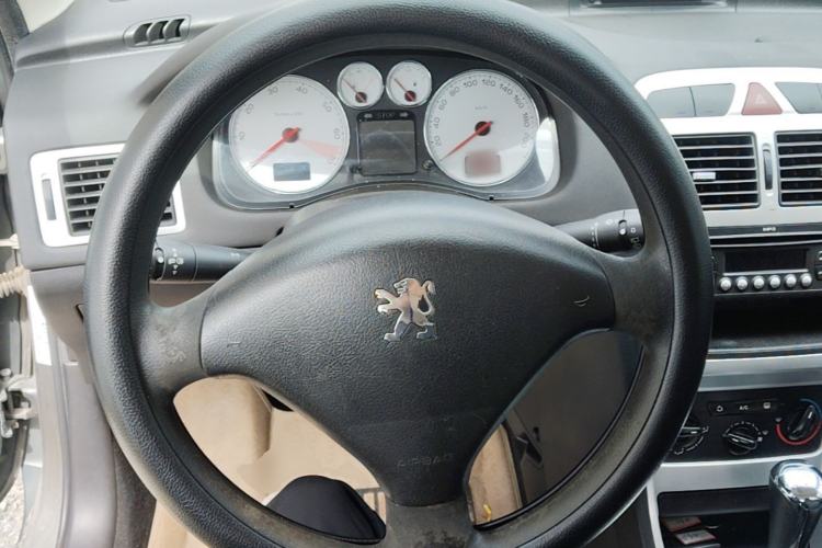 Used Peugeot 307 2010 Hatchback 1.6L Automatic Comfort Edition Steering Wheel