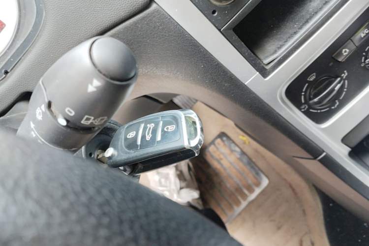 Used Peugeot 307 2010 Hatchback 1.6L Automatic Comfort Edition Vehicle Key