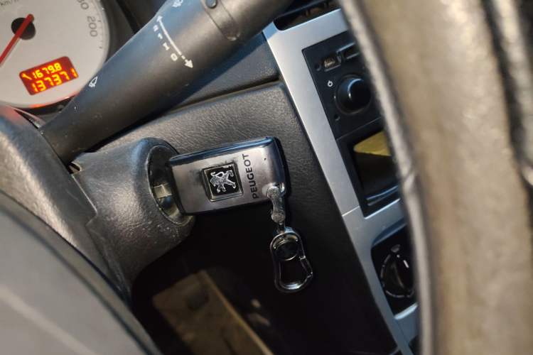 Used Peugeot 307 2010 Sedan 1.6L Automatic Comfort Edition Vehicle Key