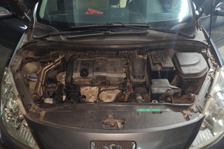Used Peugeot 307 2010 Sedan 1.6L Manual Comfort Edition Engine Bay