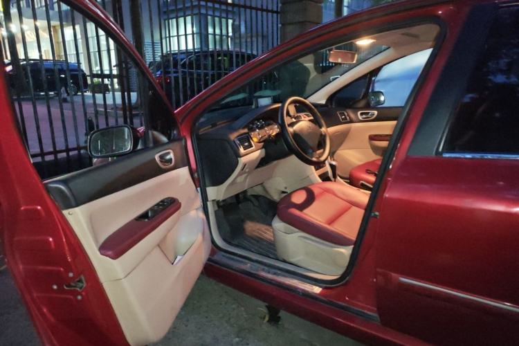 Used Peugeot 307 2010 Hatchback 1.6L Automatic Comfort Edition Driver Seat