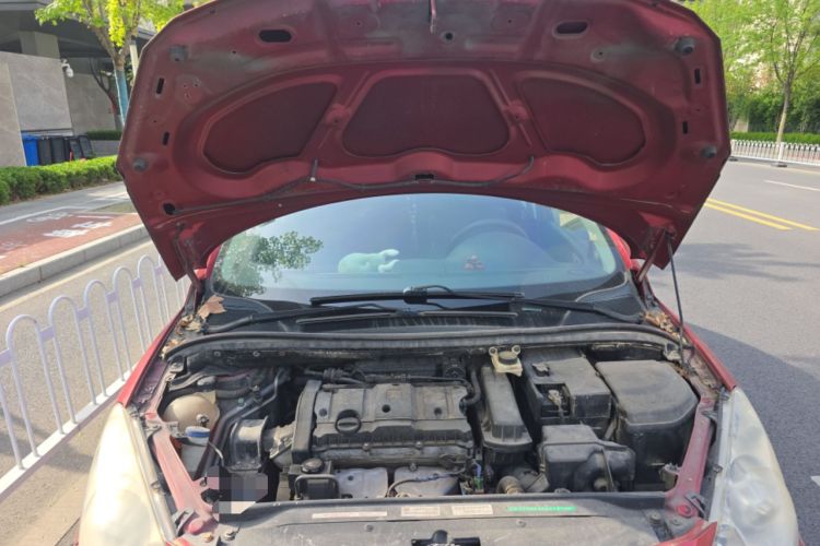 Used Peugeot 307 2010 Sedan 1.6L Automatic Comfort Edition Engine Bay