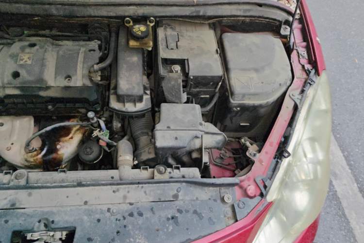 Used Peugeot 307 2010 Hatchback 1.6L Manual Comfort Edition Engine Bay Left
