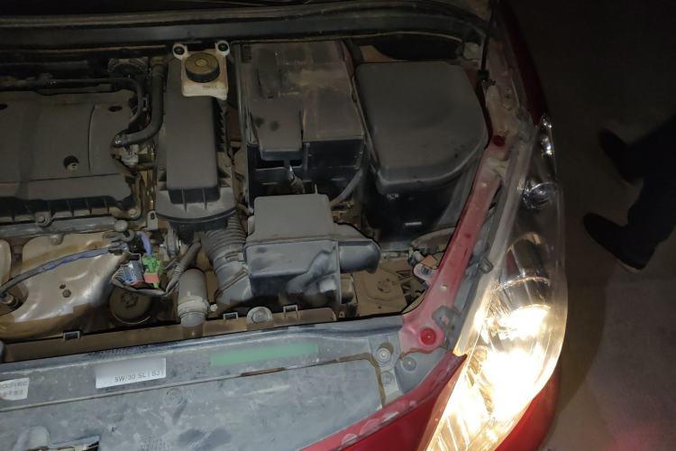 Used Peugeot 307 2010 Hatchback 1.6L Manual Comfort Edition Engine Bay Left
