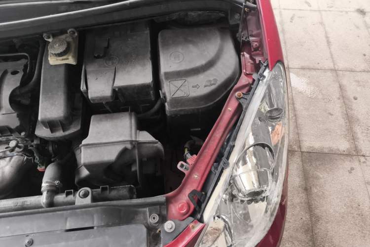 Used Peugeot 307 2010 Sedan 1.6L Automatic Luxury Edition Engine Bay Left