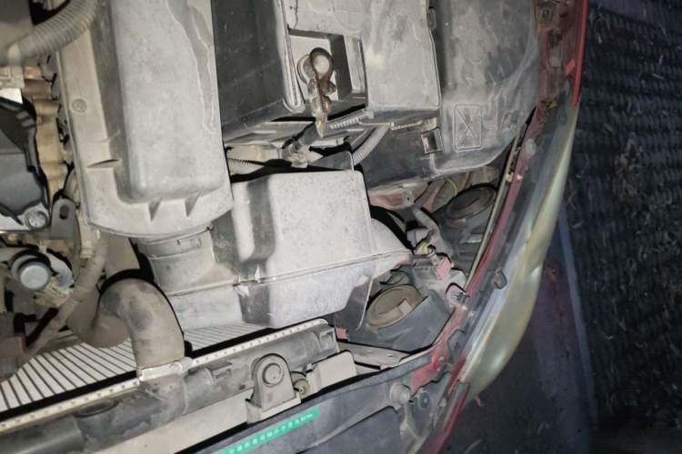 Used Peugeot 307 2010 Hatchback 1.6L Automatic Comfort Edition Engine Bay Left