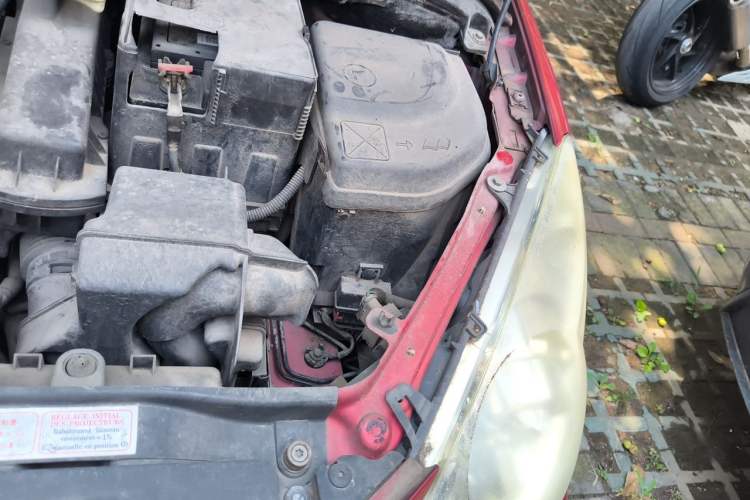 Used Peugeot 307 2010 Hatchback 1.6L Automatic Comfort Edition Engine Bay Left