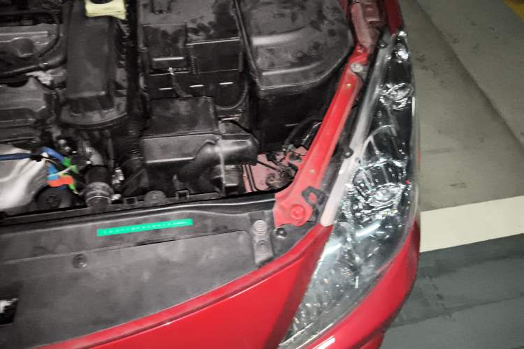 Used Peugeot 307 2010 Hatchback 1.6L Automatic Comfort Edition Engine Bay Left