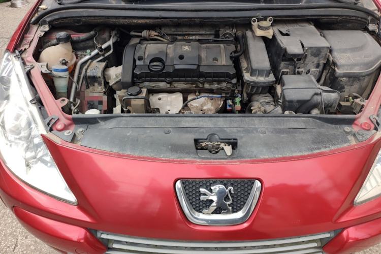 Used Peugeot 307 2010 Hatchback 1.6L Automatic Comfort Edition Engine Bay